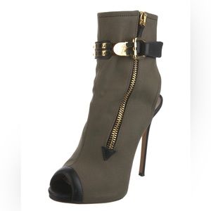 Giuseppe Zanotti peep toe booties size 38.5